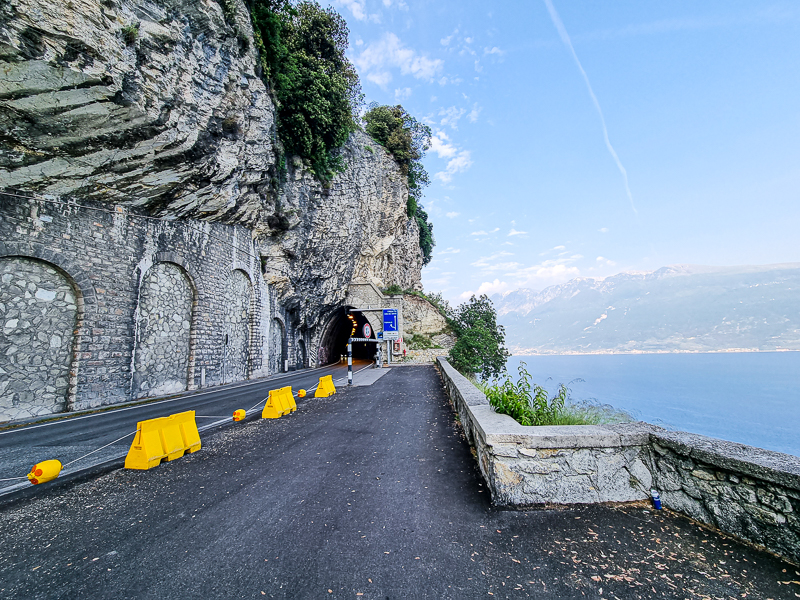 Cyklochodnik pri Lago di Garda
