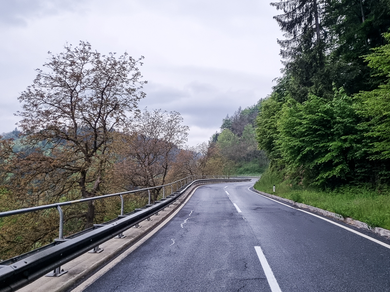 cesta pred Klagenfurtom